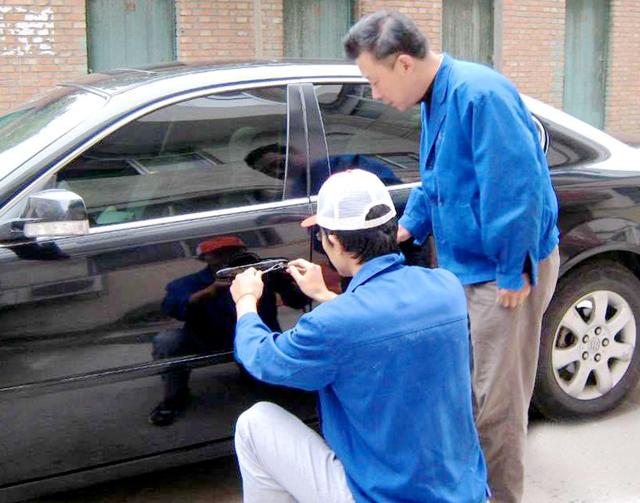 西集开锁公司：车钥匙坏了怎么办